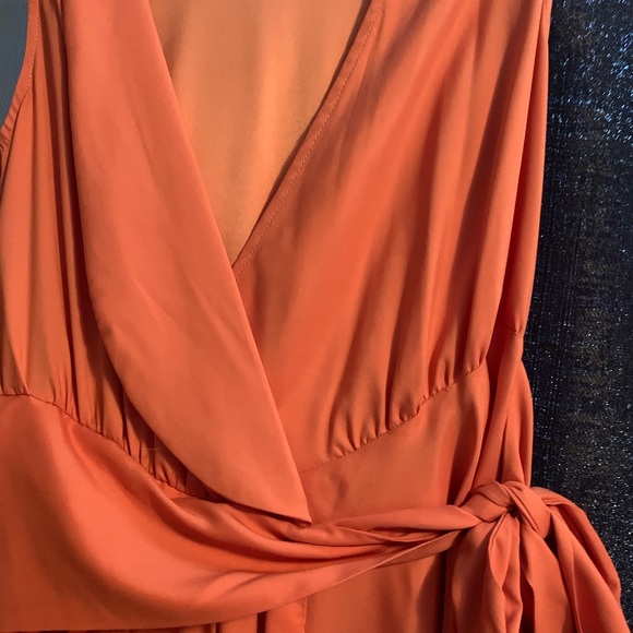 Asymmetrical Dress - Picture 3 of 3